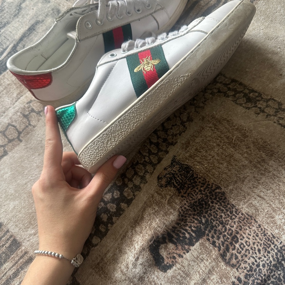 Gucci Sneakers with Red and Green Stripes